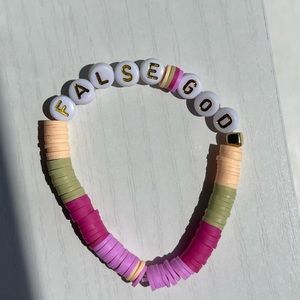 Taylor Swift Friendship Bracelet